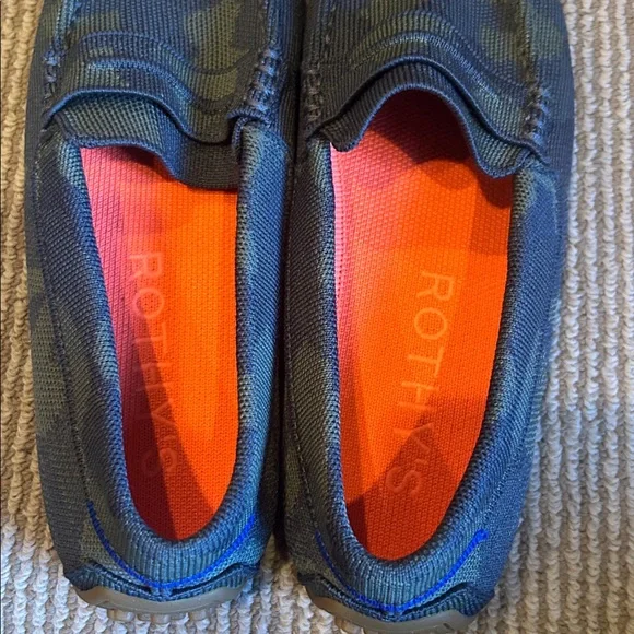 NEW Rothy's the driving loafer in Olive forest Camouflage Slip-Ons size 7.5 - Picture 4 of 9